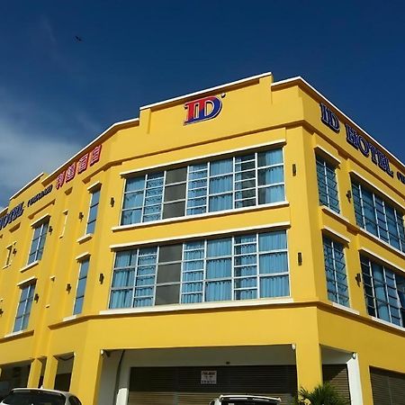 Id Hotel Yayasan Segamat Exterior photo